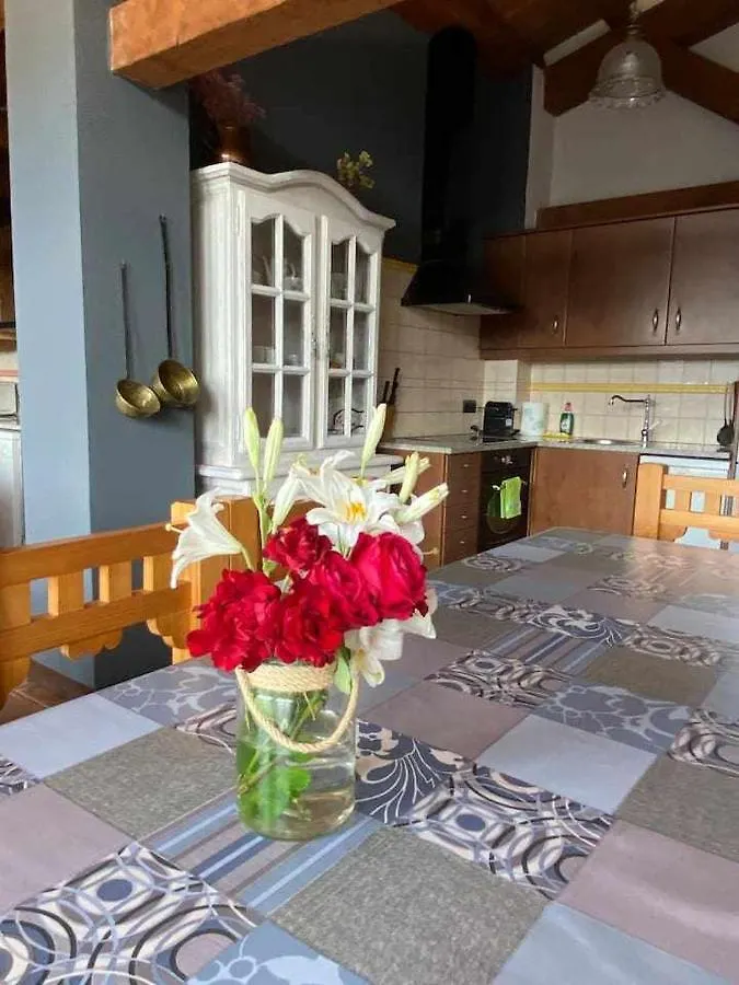 Country house Mas Merolla Casa Para Descanso Familiar Gombren Spain